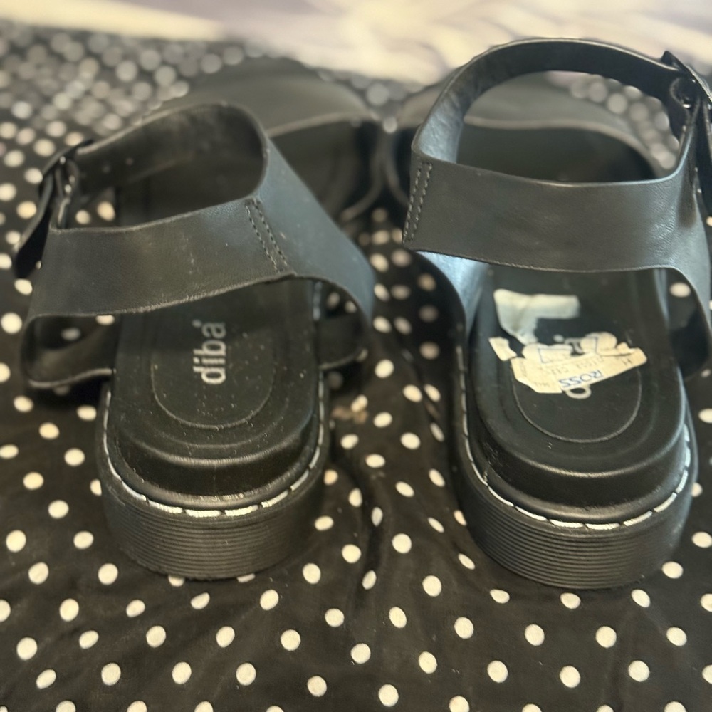 Diba Black Sandals - Picture 3 of 3